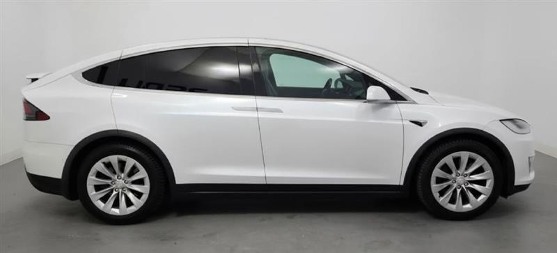 Tesla Model X 75D 2019