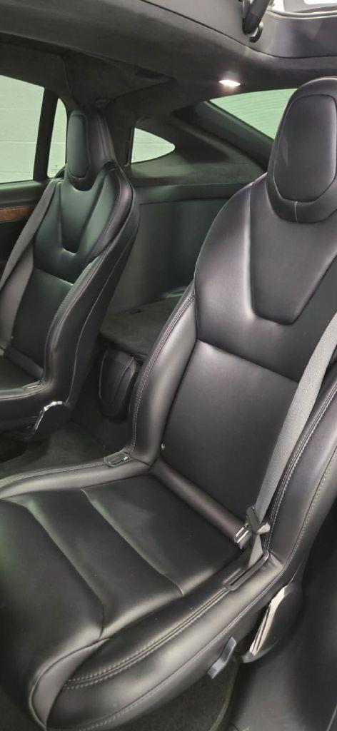 Tesla Model X 75D 2019