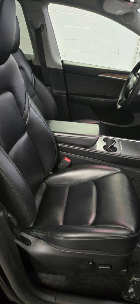 Tesla Model Y Long Range AWD 2023