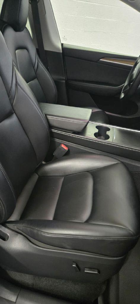 Tesla Model Y Long Range AWD 2023