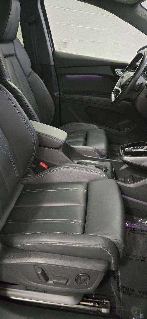 Audi Q4 e-tron Premium Plus w/50 2022