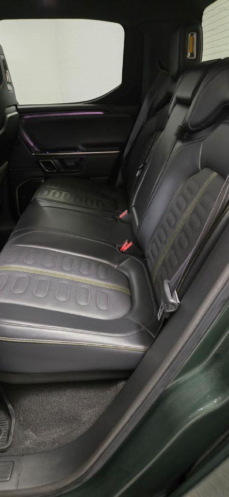 Rivian R1T Adventure 2023
