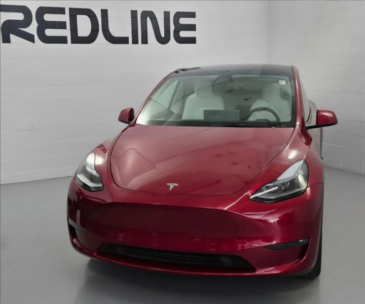 Tesla Model Y Long Range AWD 2024
