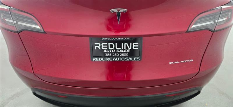 Tesla Model Y Long Range AWD 2024