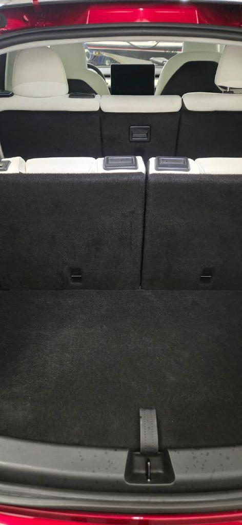 Tesla Model Y Long Range AWD 2024
