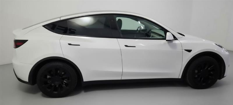 Tesla Model Y Long Range AWD 2023