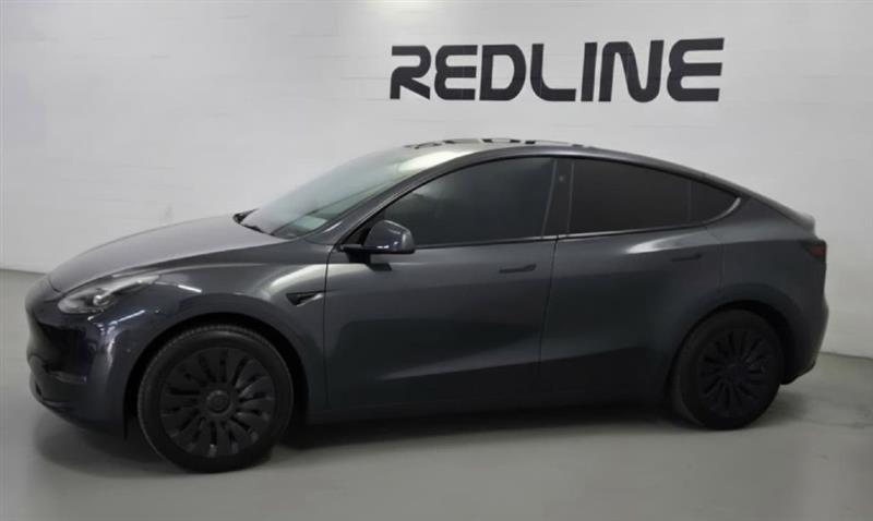 Tesla Model Y Long Range AWD 2024