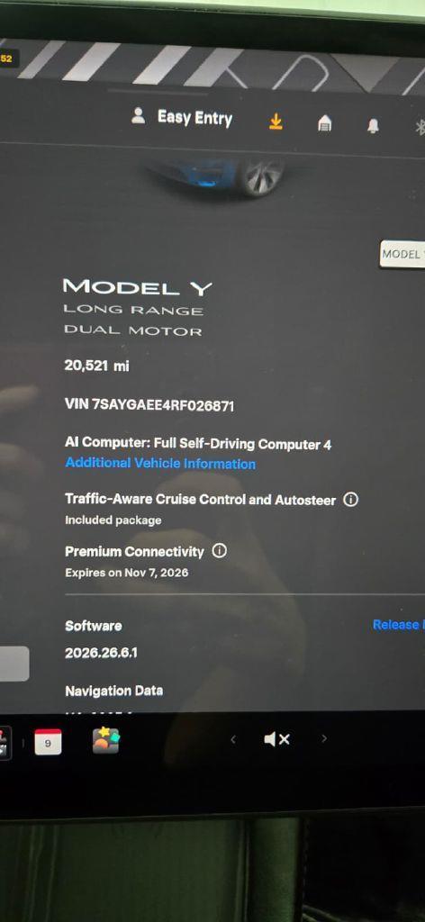 Tesla Model Y Long Range AWD 2024