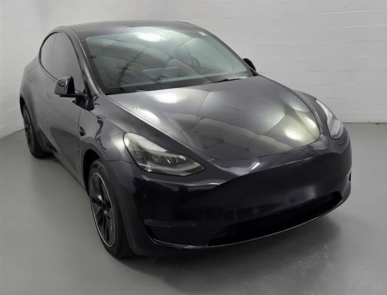 Tesla Model Y Long Range AWD 2024