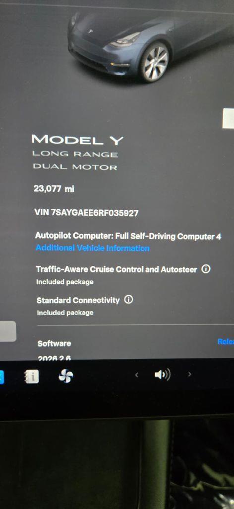 Tesla Model Y Long Range AWD 2024