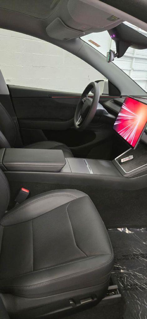 Tesla Model Y Long Range 2026