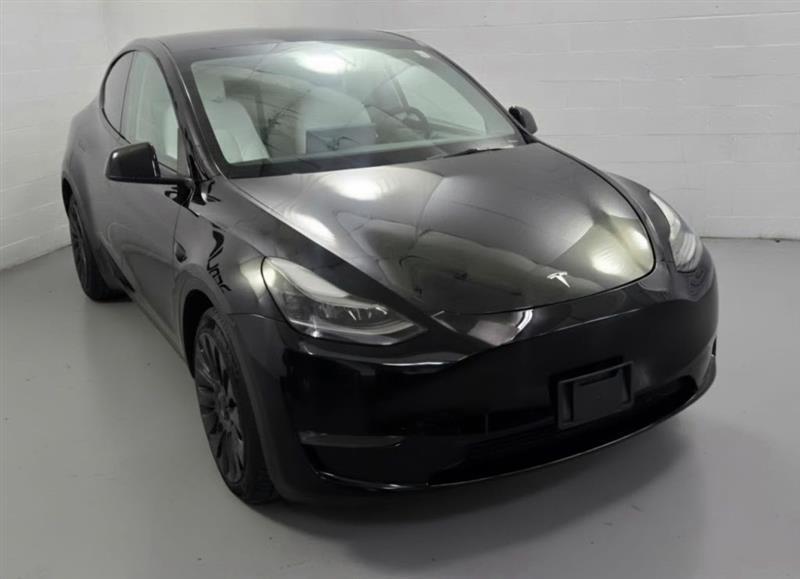 Tesla Model Y Long Range AWD 2023