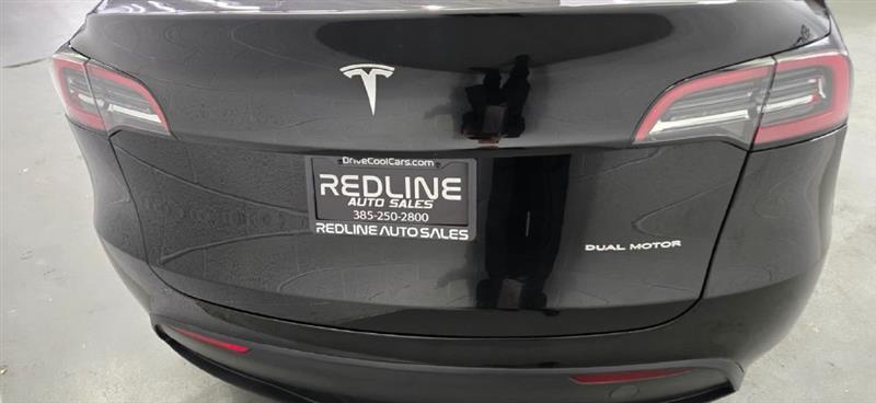 Tesla Model Y Long Range AWD 2023