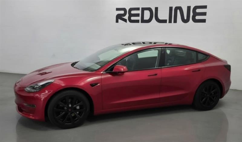 Tesla Model 3  2021
