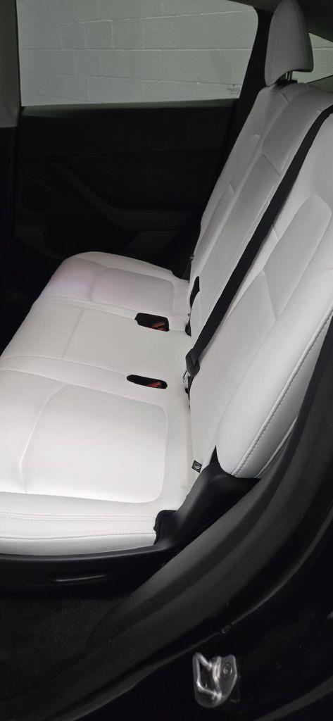 Tesla Model Y Long Range AWD 2025
