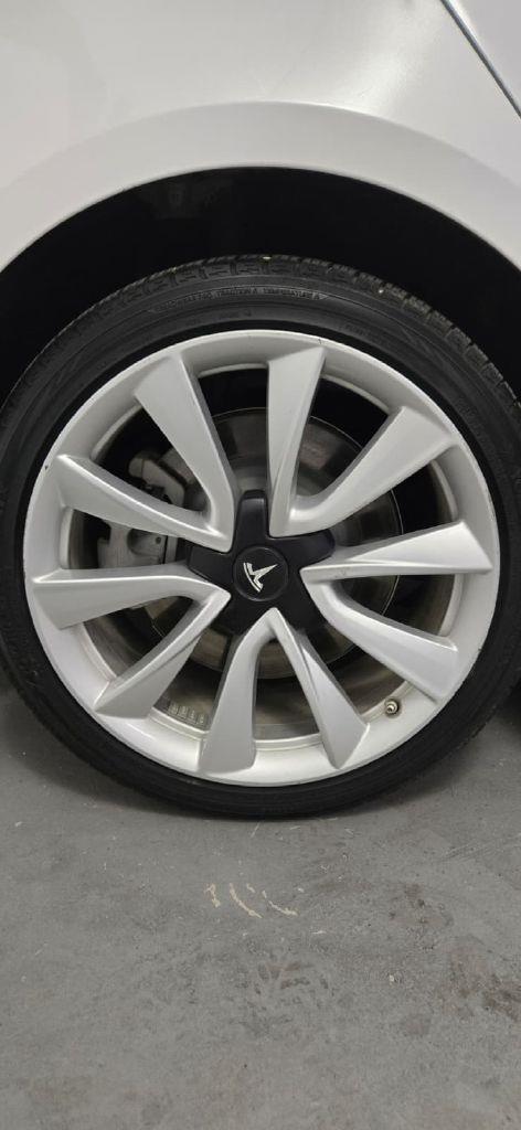 Tesla Model 3 Long Range 2019