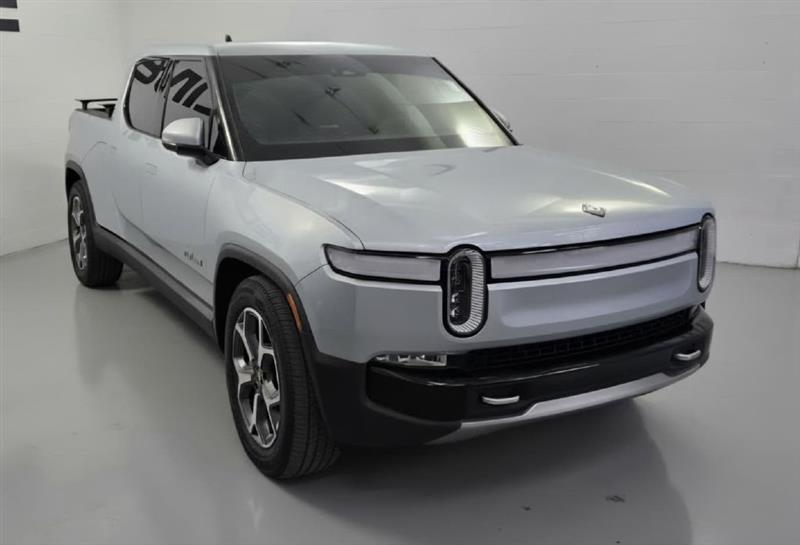 Rivian R1T Adventure 2023