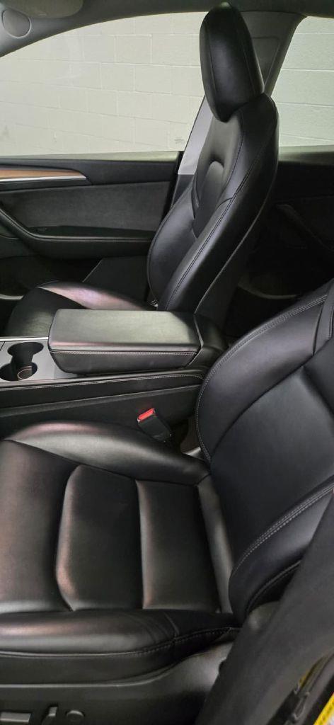 Tesla Model Y Long Range AWD 2024