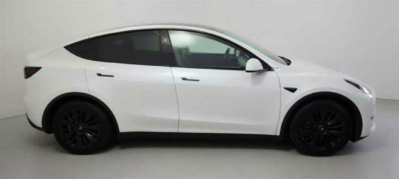 Tesla Model Y Long Range AWD 2023
