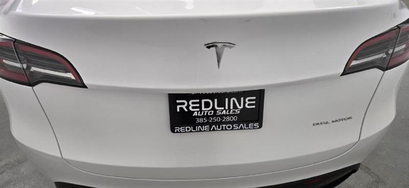 Tesla Model Y Long Range AWD 2023