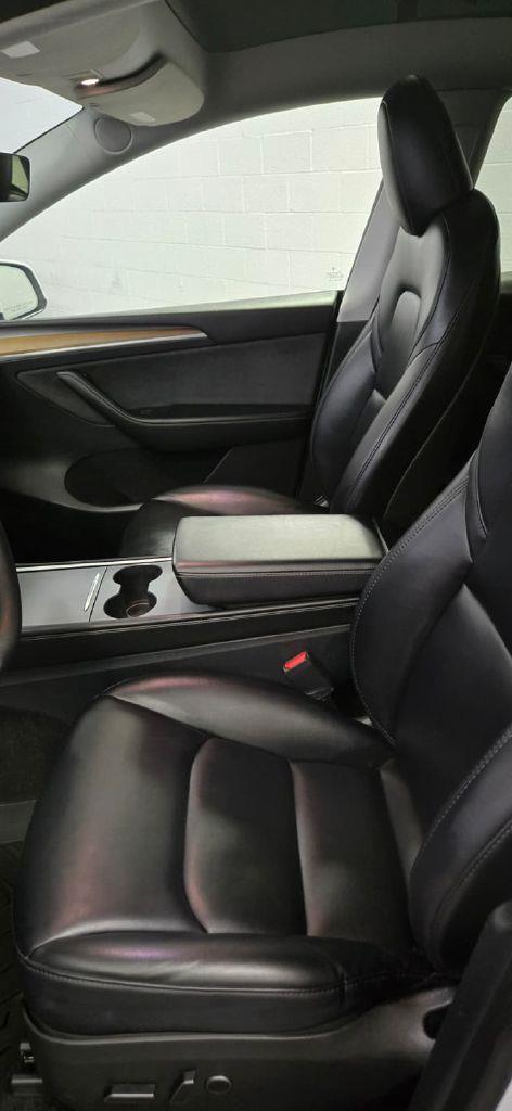 Tesla Model Y Long Range AWD 2023