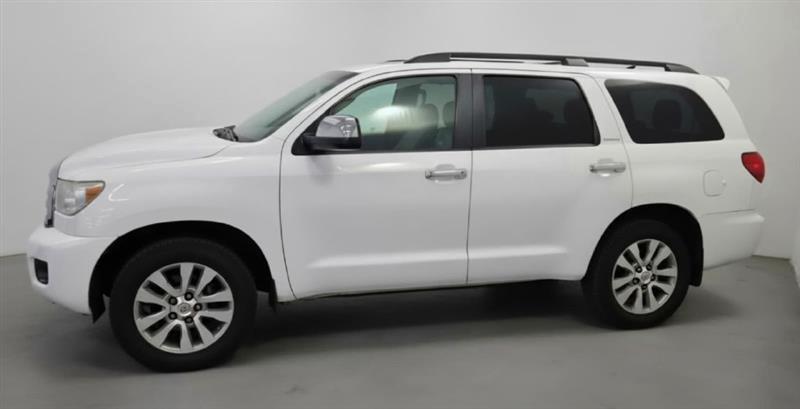 Toyota Sequoia Limited 4WD 2013