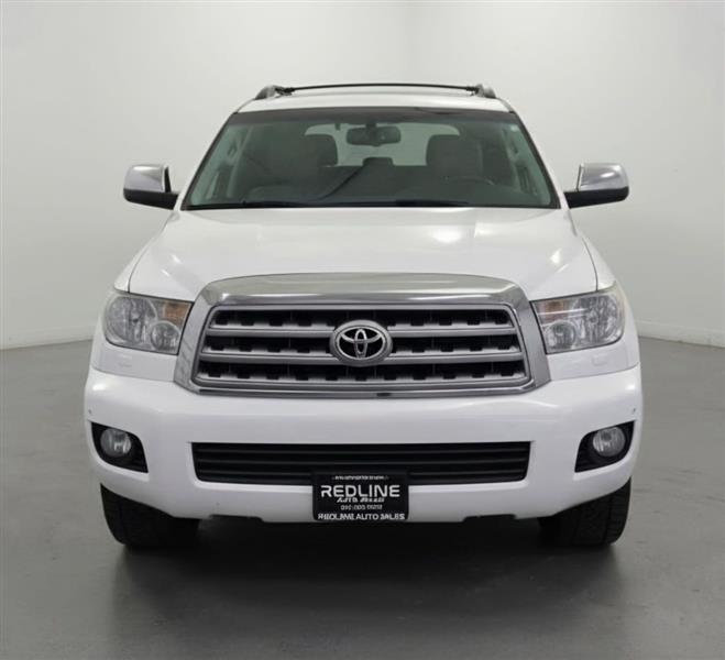 Toyota Sequoia Limited 4WD 2013