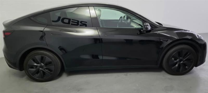 Tesla Model Y Long Range AWD 2024