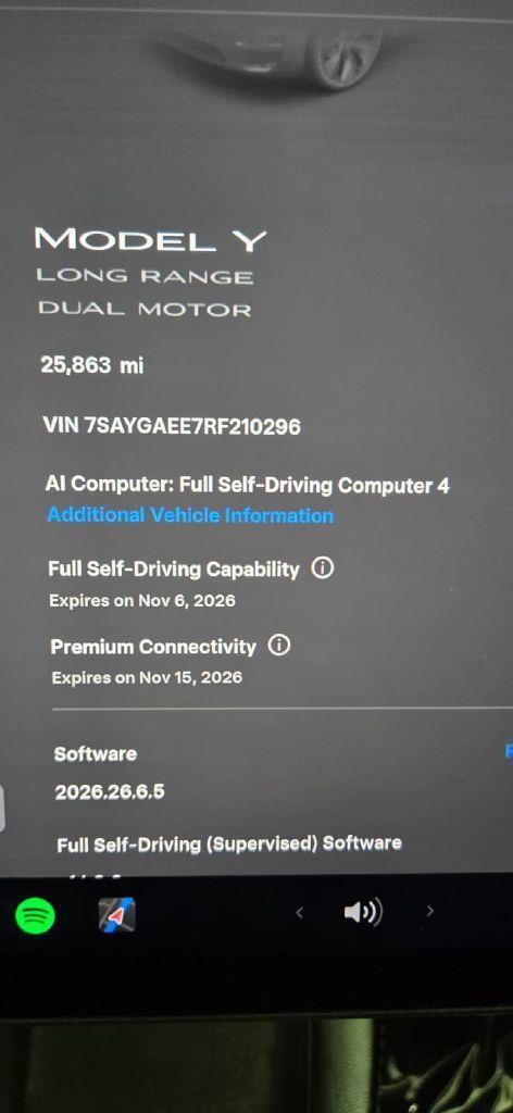 Tesla Model Y Long Range AWD 2024