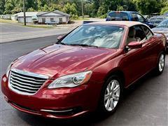 2014 Chrysler 200 