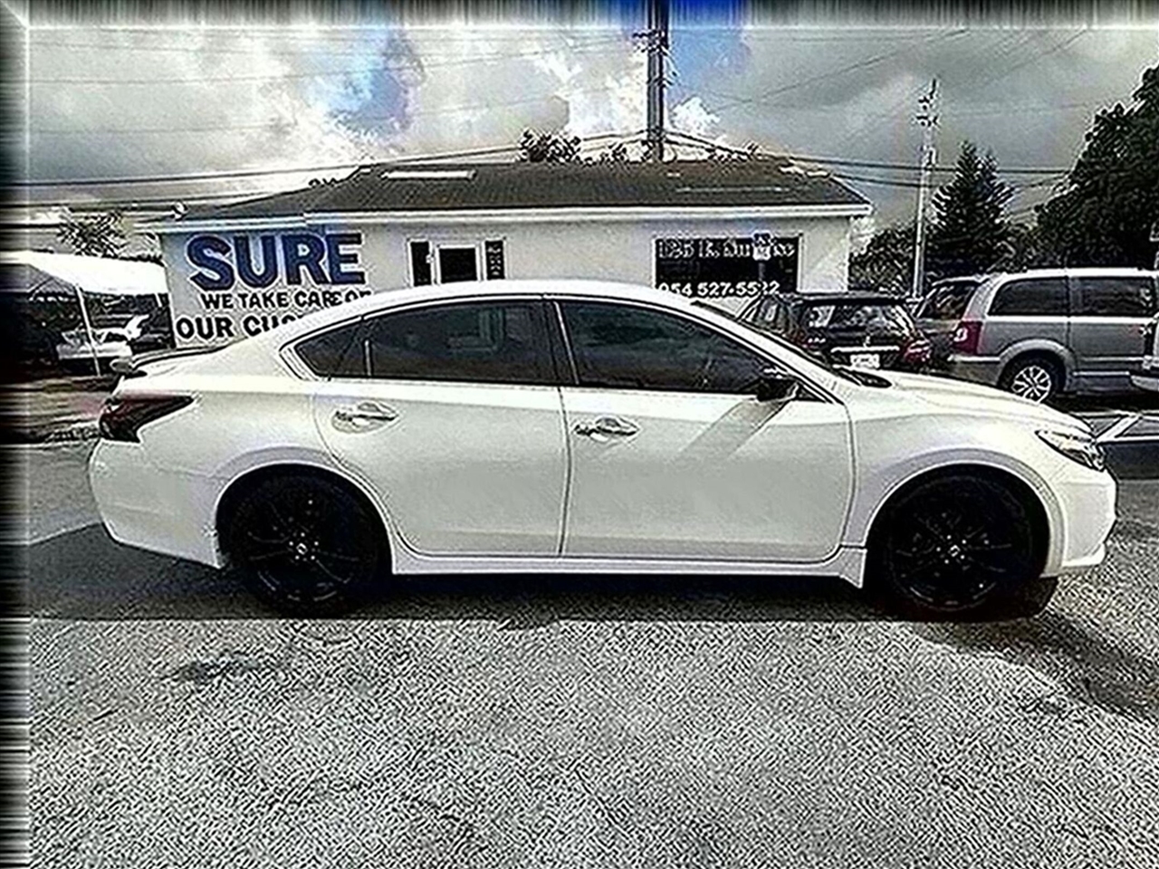 Nissan Altima 2.5 SR 2017