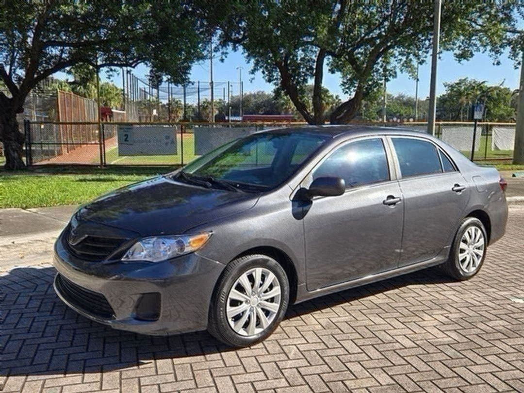 2013 Toyota Corolla LE