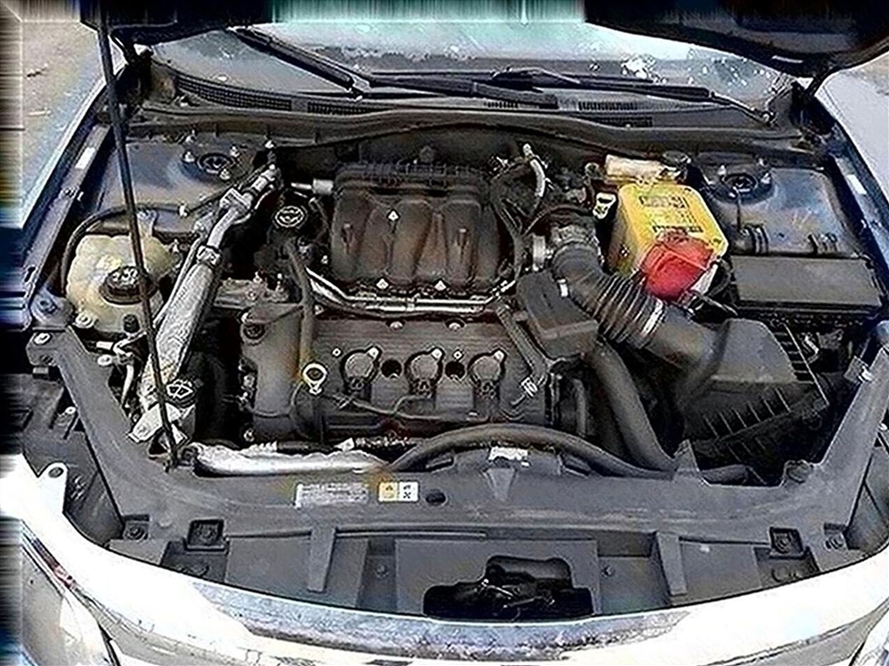 Ford Fusion SE FWD 2010