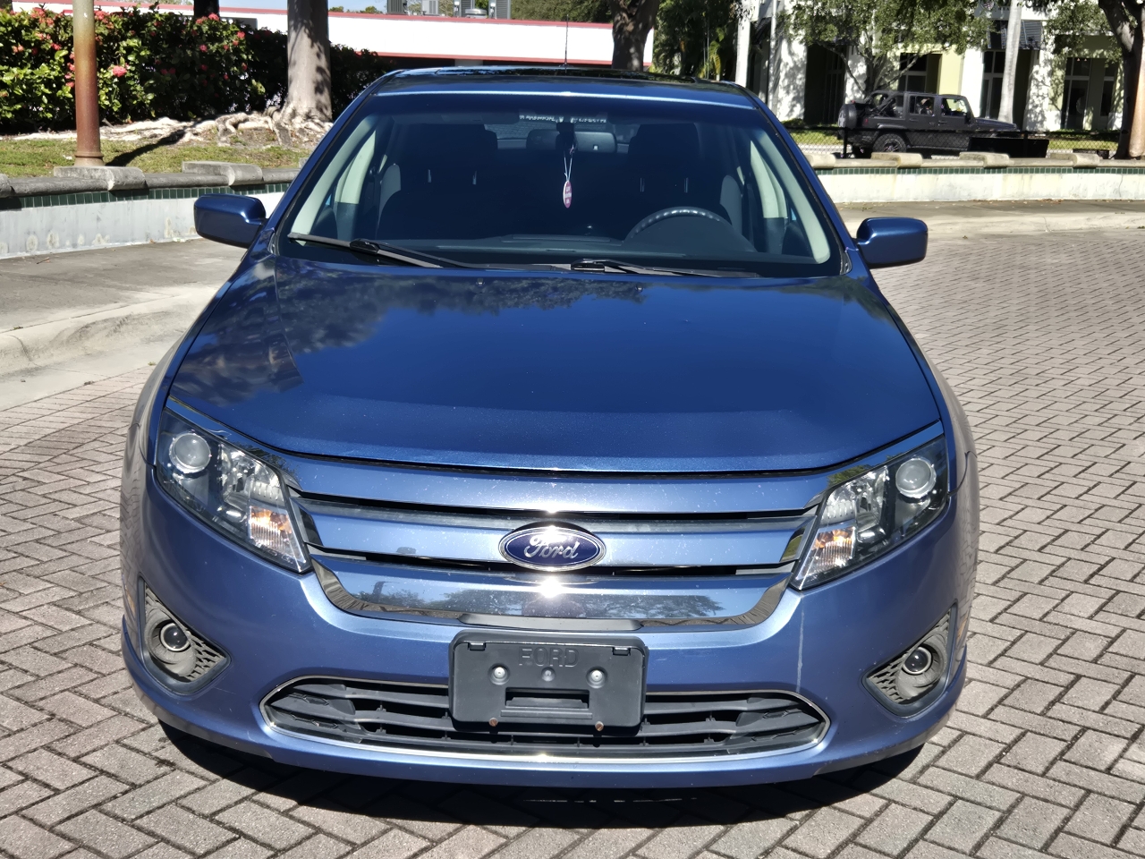 Ford Fusion SE FWD 2010
