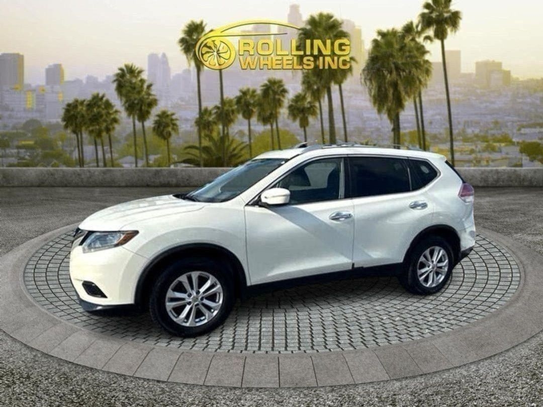 2015 Nissan Rogue SV FWD