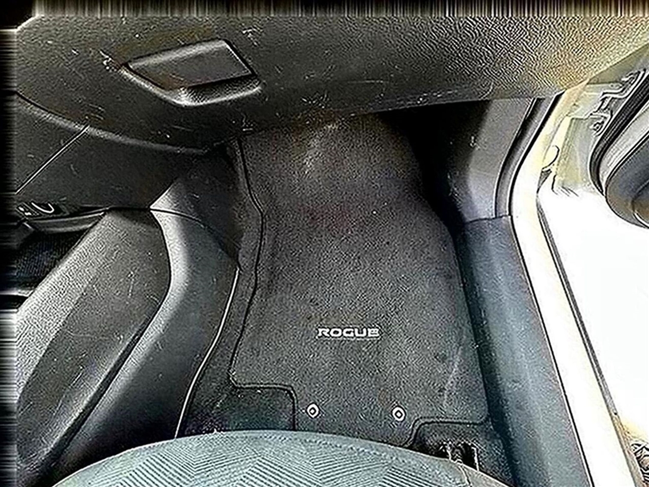 Nissan Rogue SV FWD 2015