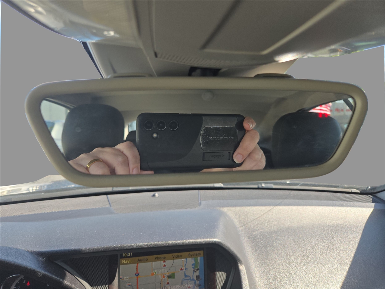 Mercedes-Benz E350  2011