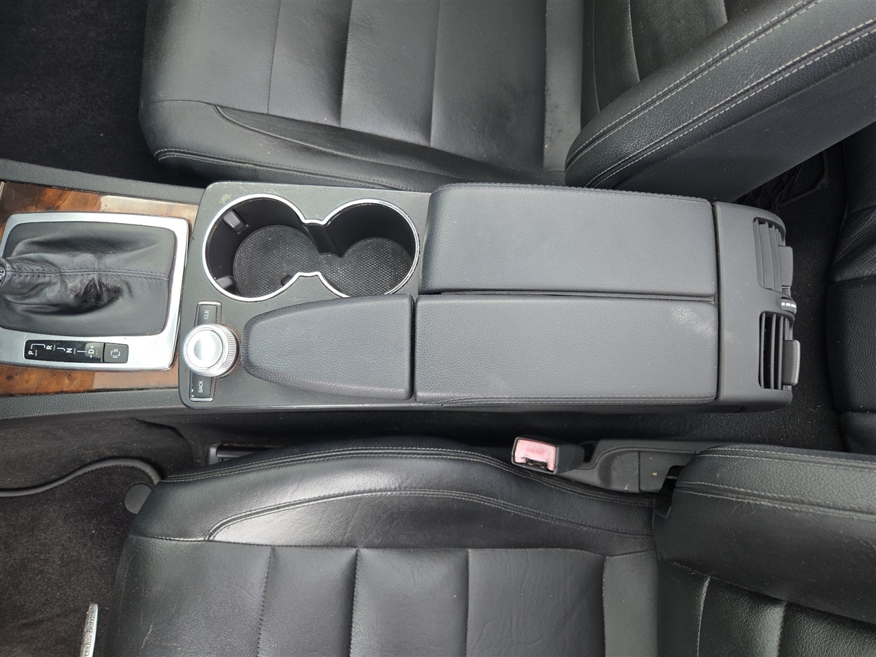 Mercedes-Benz E350  2011