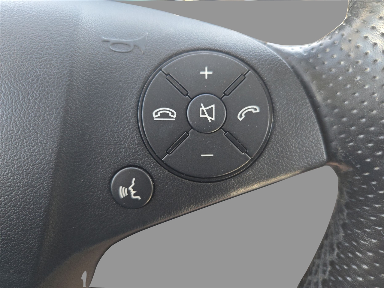 Mercedes-Benz E350  2011