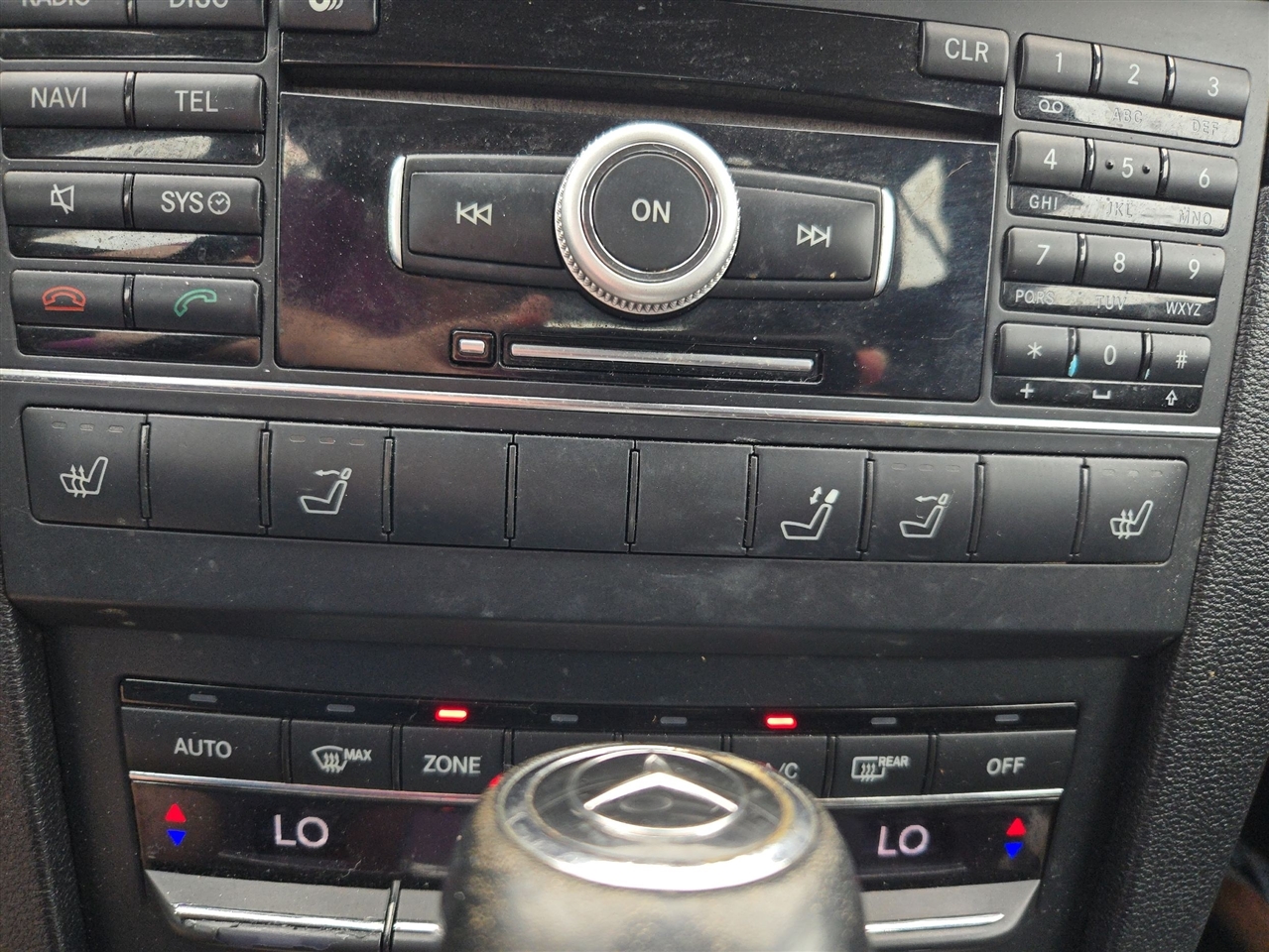 Mercedes-Benz E350  2011