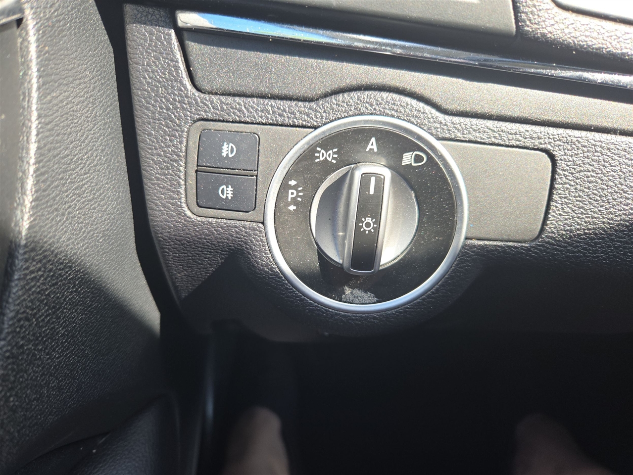 Mercedes-Benz E350  2011