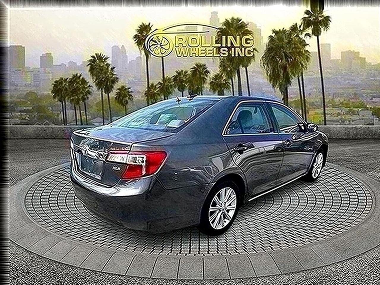 Toyota Camry XLE V6 2014