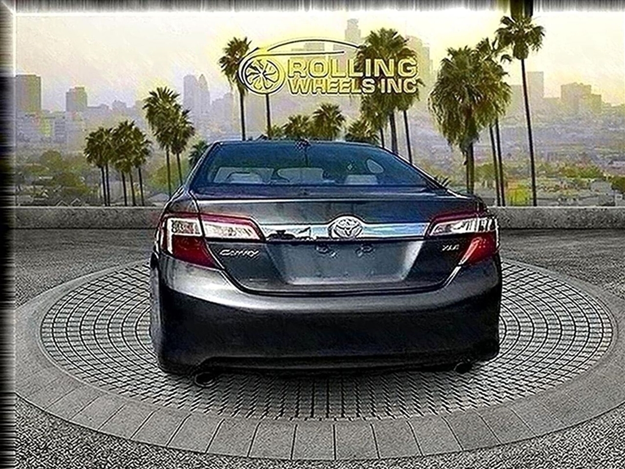 Toyota Camry XLE V6 2014