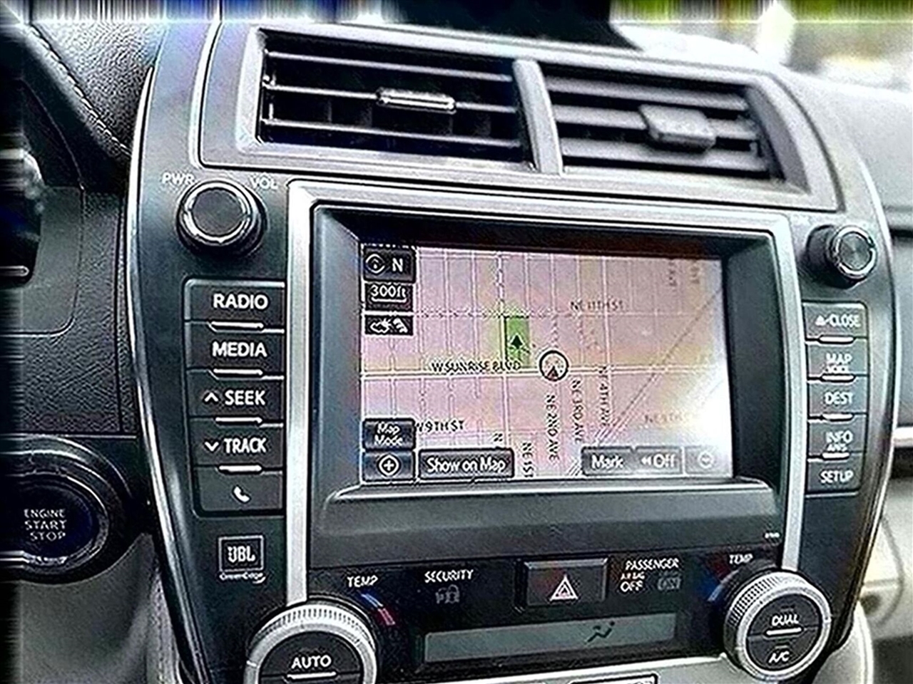 Toyota Camry XLE V6 2014