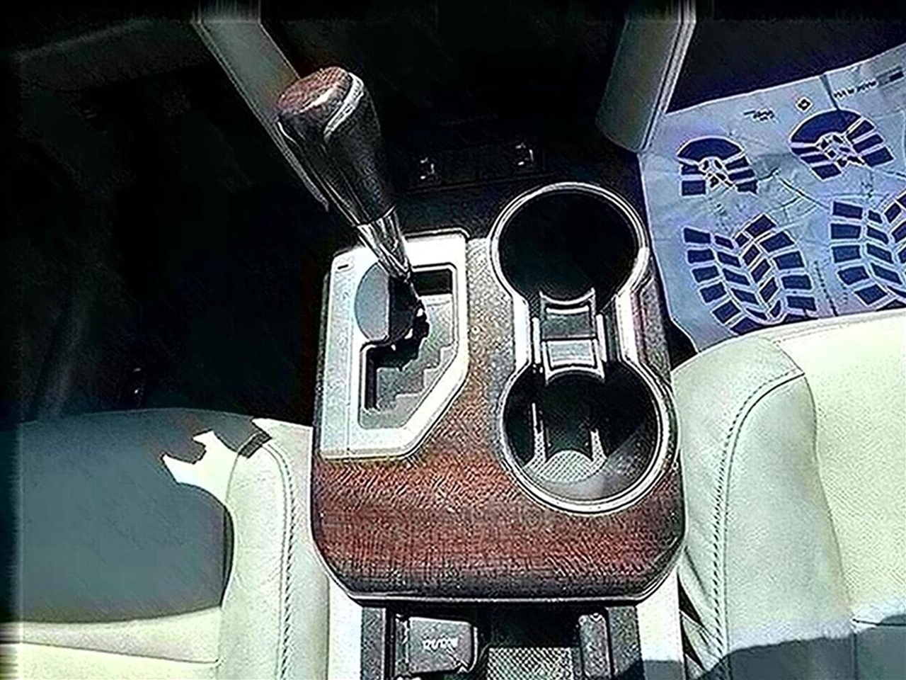 Toyota Camry XLE V6 2014