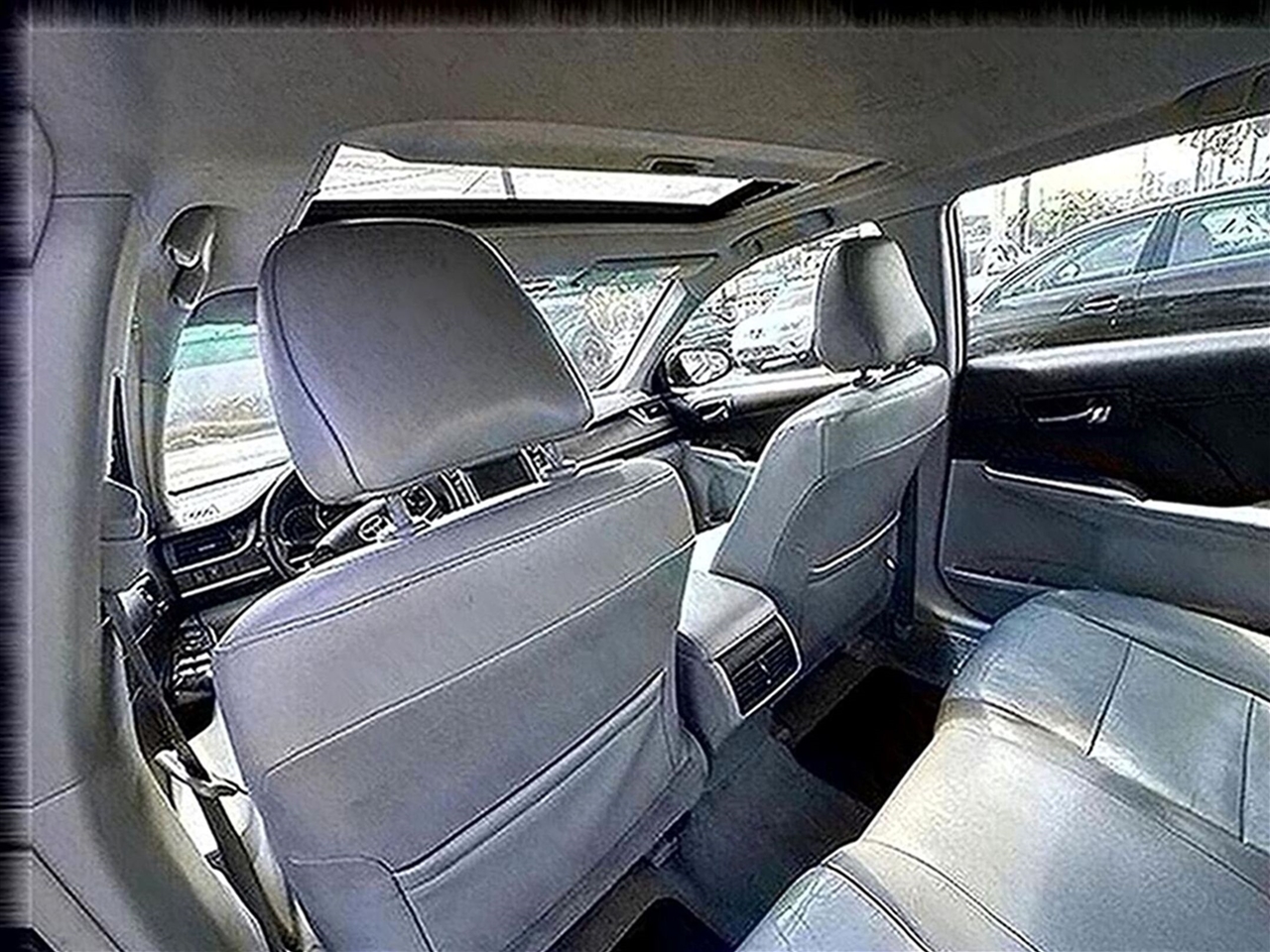 Toyota Camry XLE V6 2014