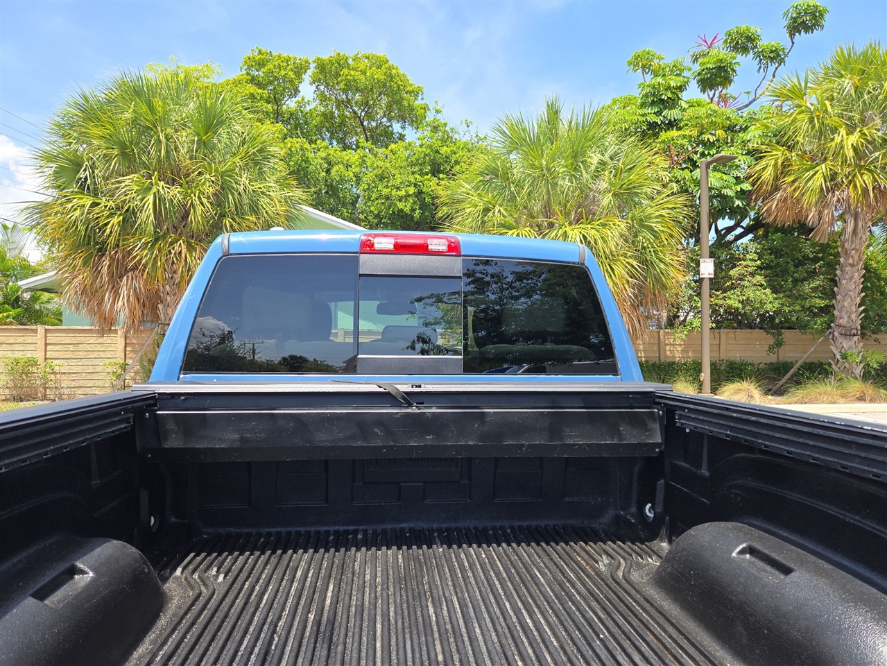 Dodge Ram 1500 SLT  2016