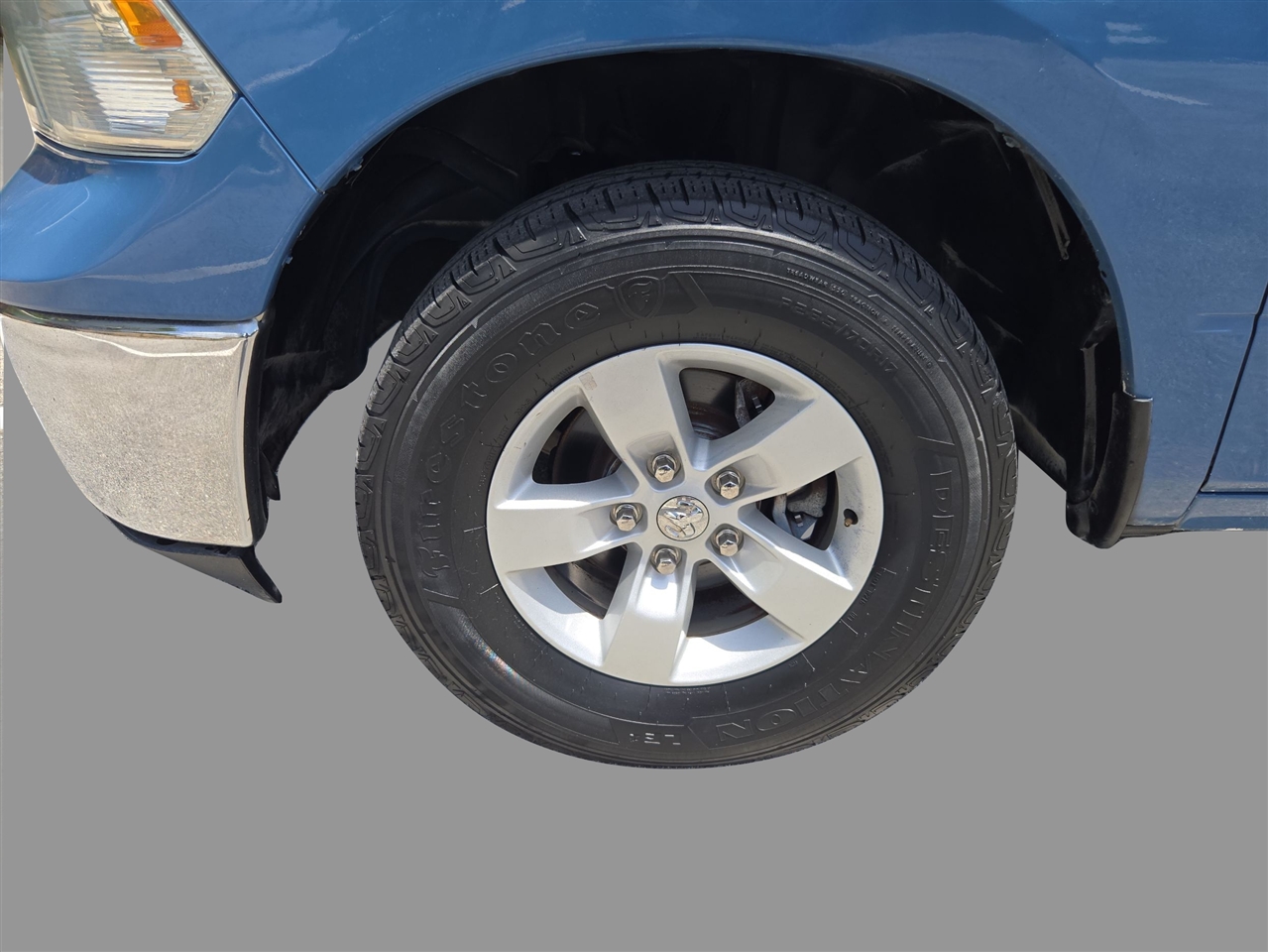 Dodge Ram 1500 SLT  2016