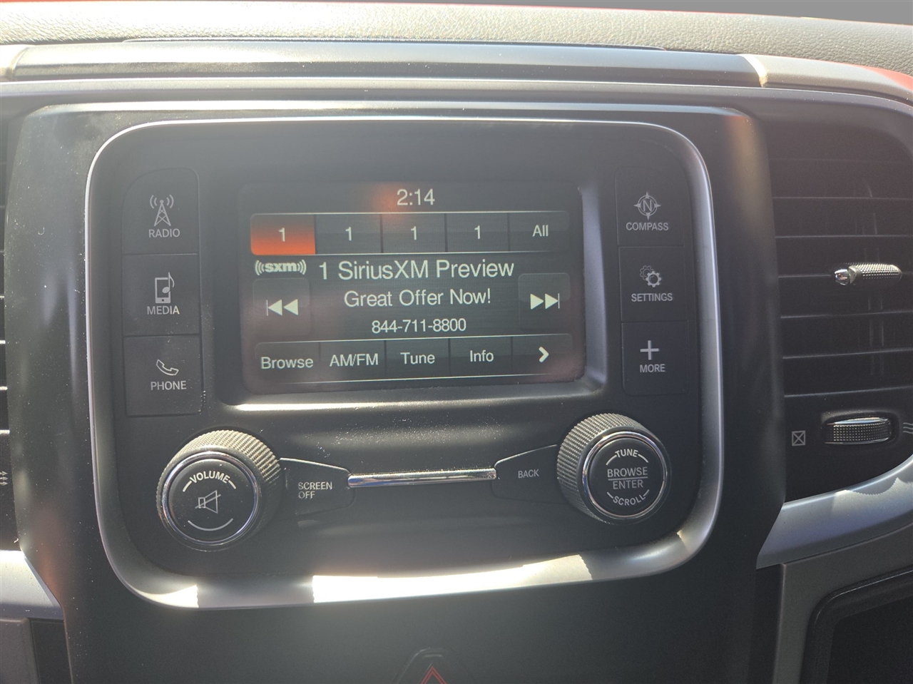 Dodge Ram 1500 SLT  2016