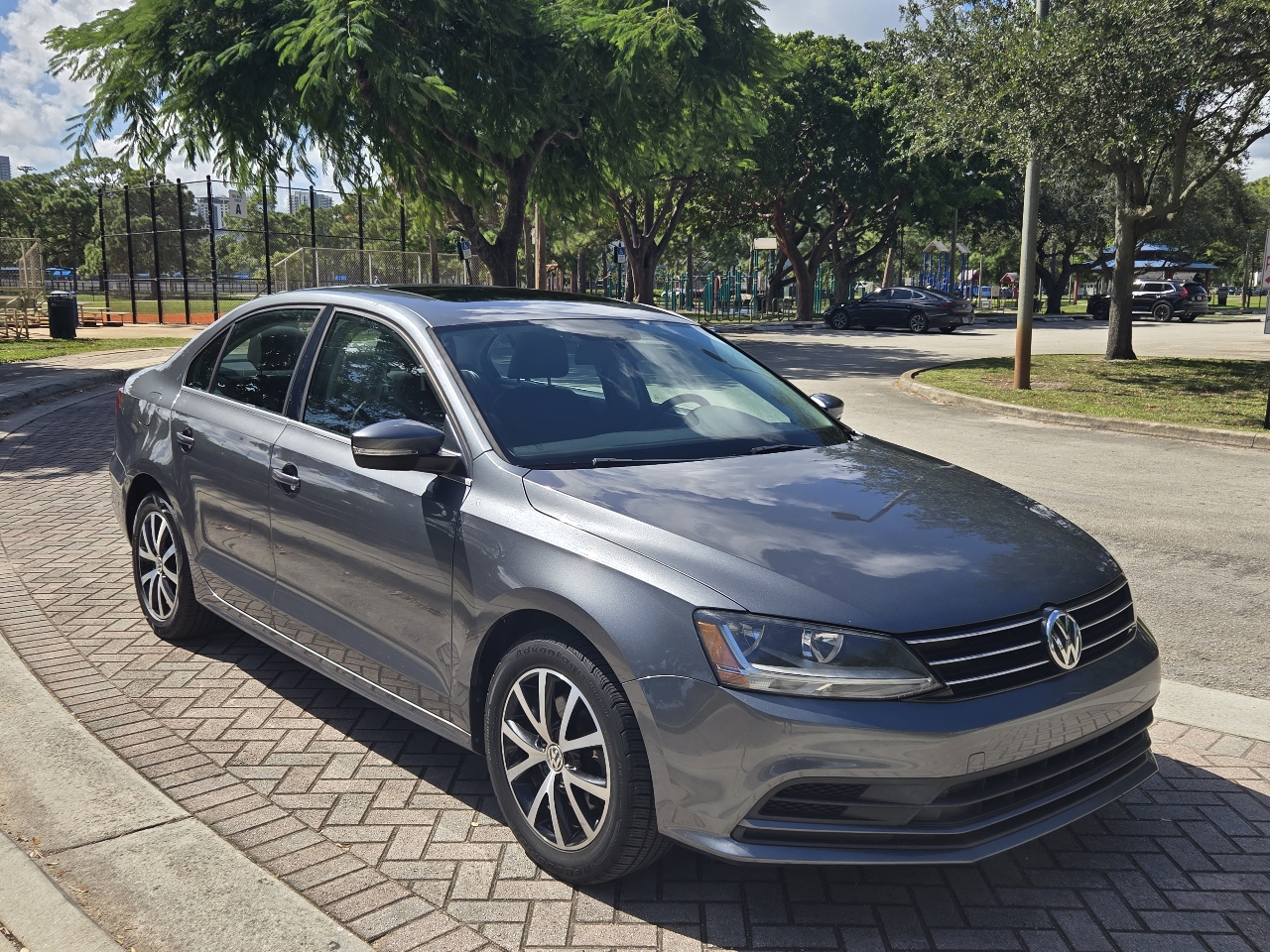 Volkswagen Jetta  2017
